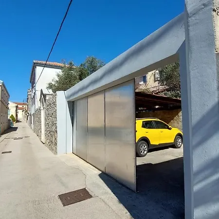 With A Parking Space * Mali Lošinj